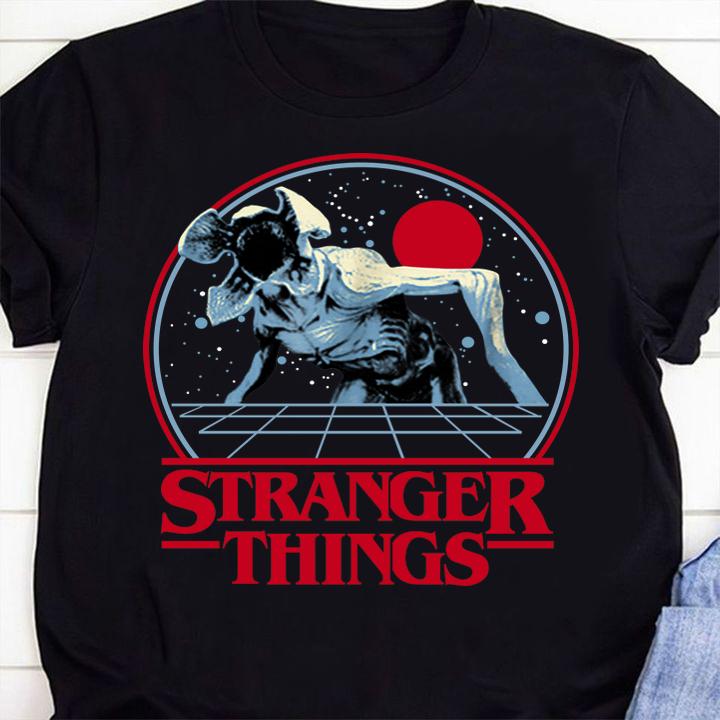 Netflix Stranger Things Demogorgon Circle Horror Movie t-shirt 1 4thofjulyshirt News, Clothing