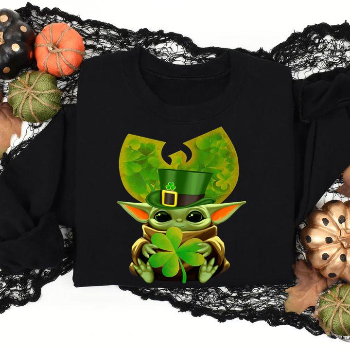 Baby Yoda Irish Wu Tang Logo Happy St Patricks Day t-shirt