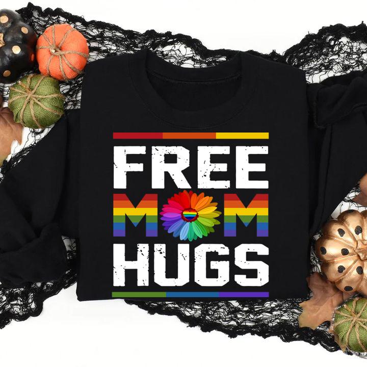Pretty Free Mom Hugs Funny LGBT Lesbian Mom World Pride 2019 t-shirt