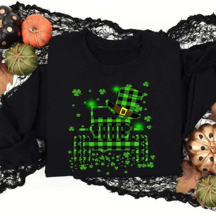 Jeep car shamrock St. Patrick’s Day t-shirt