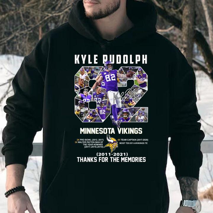 82 Kyle Rudolph Minnesota Vikings 2011-2021 signature thanks for the memories t-shirt