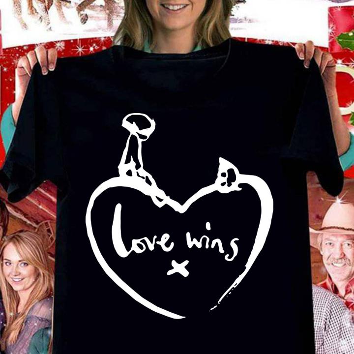 Charlie Mackesy Comic Relief t-shirt
