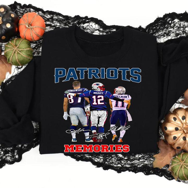 new england patriots memories signatures sweatshirt - New England Patriots memories signatures t-shirt