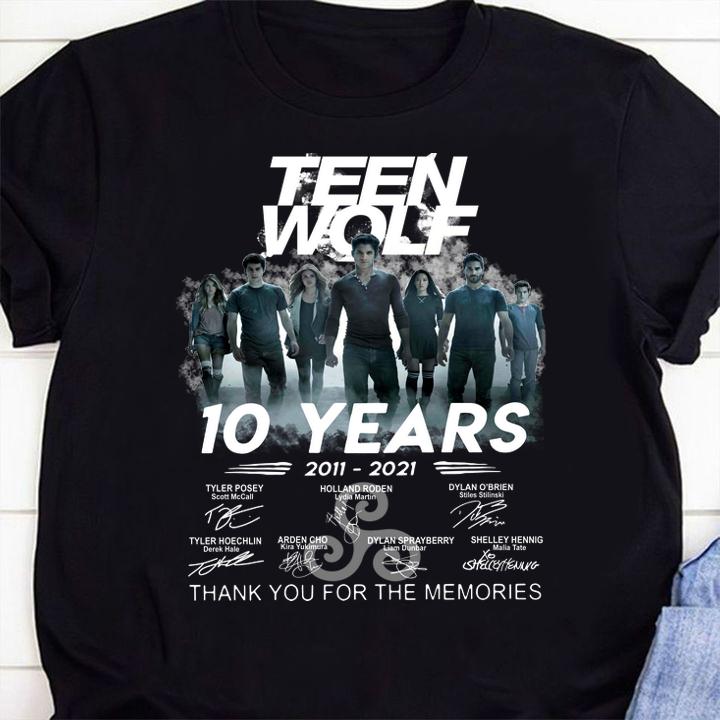 Teen Wolf 10 years 2011-2021 signatures thank you for the memories t-shirt 21 Gameofthronesteeshirt News