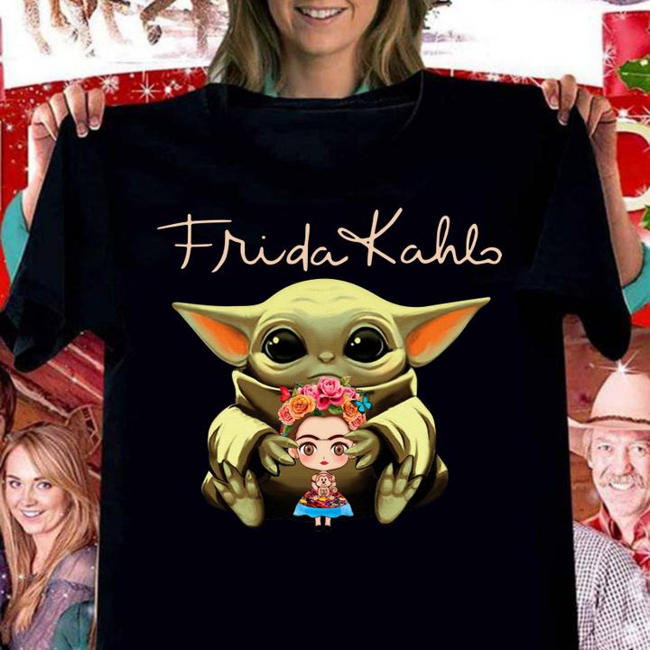 Baby Yoda hug Frida Kahlo Star Wars Mandalorian t-shirt