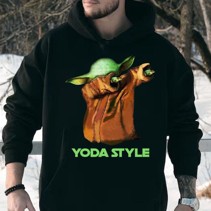 Dabbing Baby Yoda Style Star Wars t-shirt