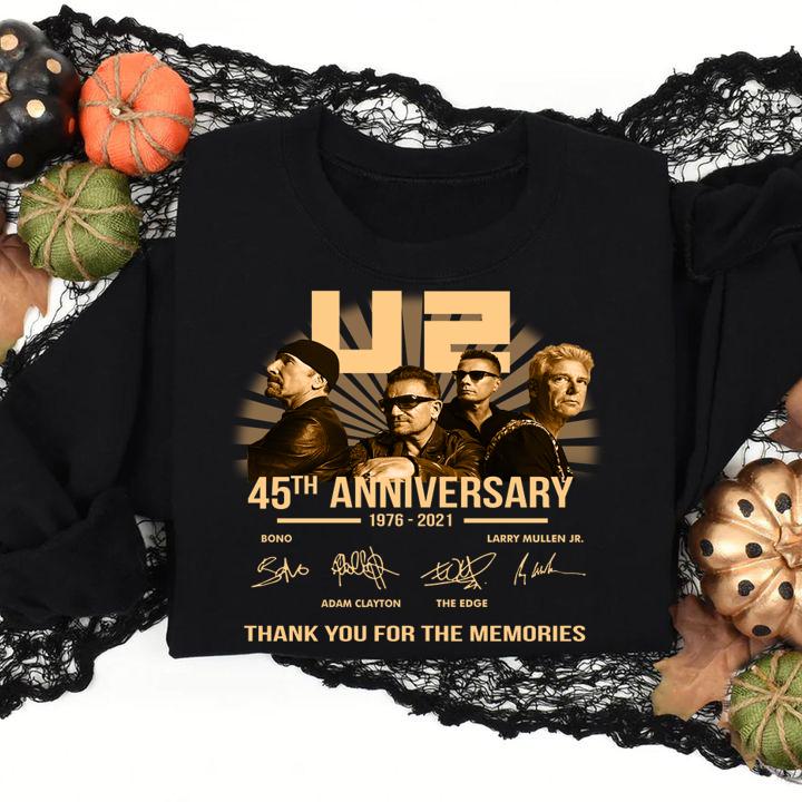 U2 Rock band 45th anniversary 1976-2021 signatures thank you for the memories t-shirt