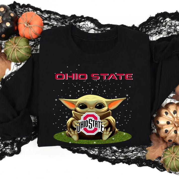 The Child Baby Yoda hug Ohio State Buckeyes Star Wars t-shirt