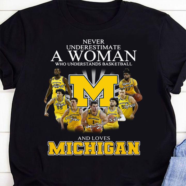 Never underestimate a woman who understands basketball and loves Michigan signatures t-shirt 39 Marvelcomicsteeshirt News
