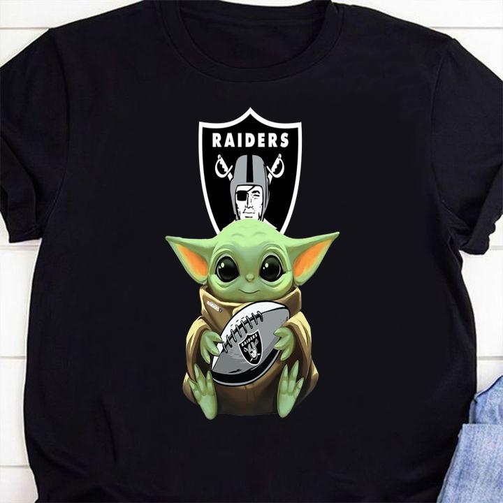 Star Wars Football Baby Yoda Hug Oakland Raiders t-shirt 17 Marvelcomicsteeshirt News