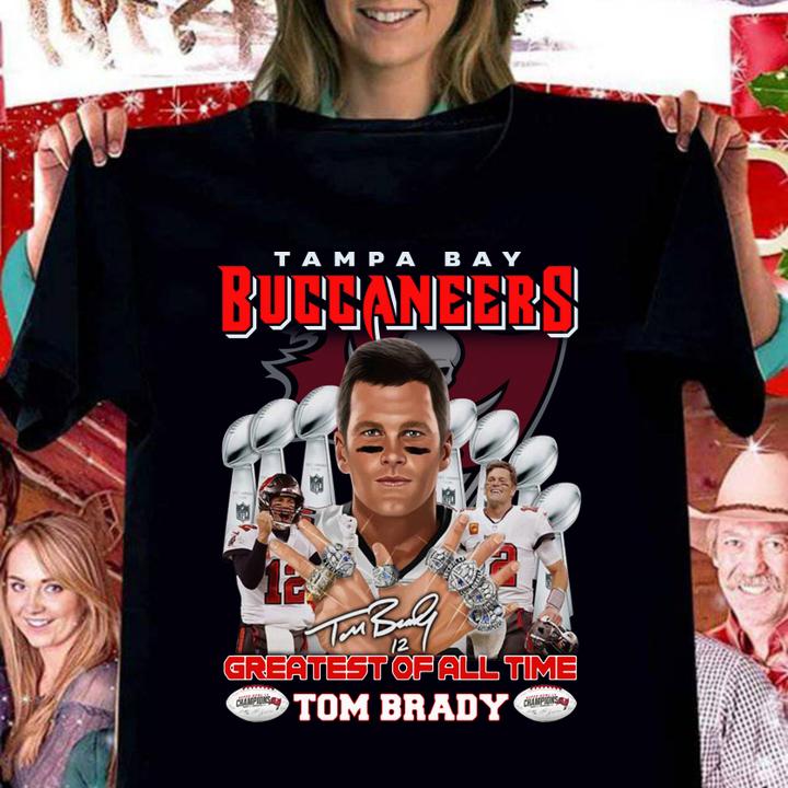 tampa bay buccaneers 12 tom brady signature greastest of all time women shirt - Tampa Bay Buccaneers 12 Tom Brady Signature Greastest Of All Time t-shirt