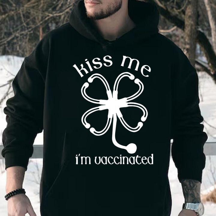 Stethoscope Kiss Me I'm Vaccinated St. Patrick's Day t-shirt