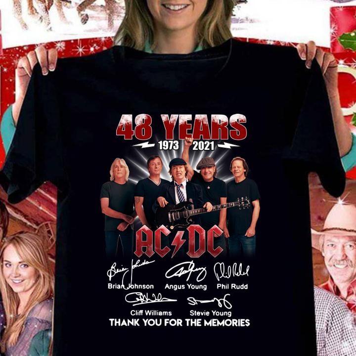 ACDC band member 48 years 1973-2021 signatures thank you for the memories t-shirt