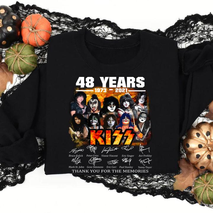 48 years 1973-2021 Kiss signatures thank you for the memories t-shirt