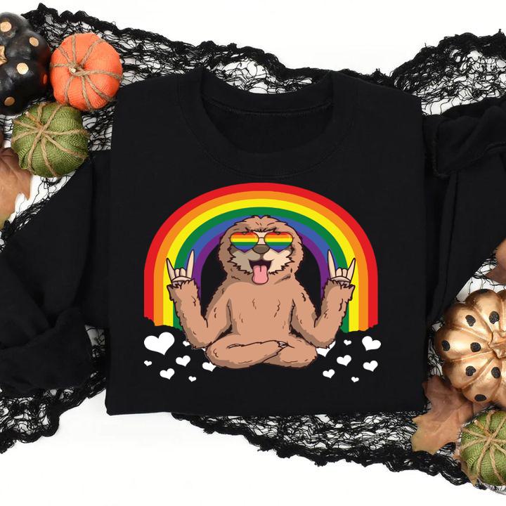 Top LGBT Sloth Gay Pride Rainbow LGBTQ Cute Yoga Sloth t-shirt
