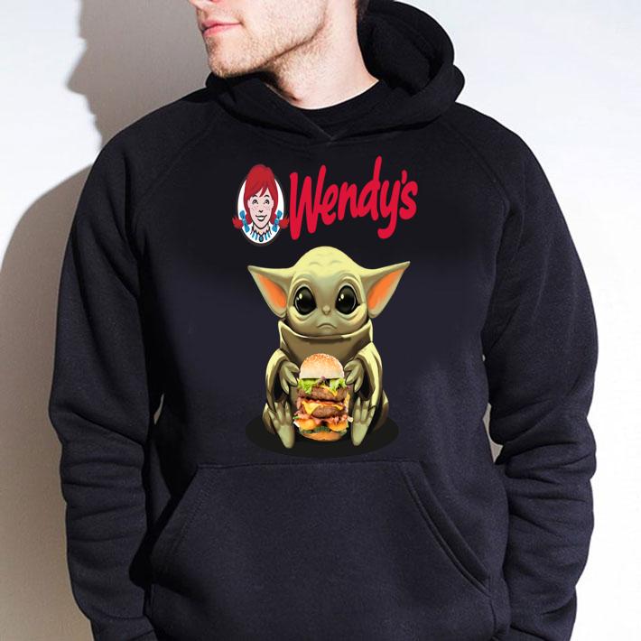 Baby Yoda Hug Hamburguesas Wendy’s Star Wars t-shirt