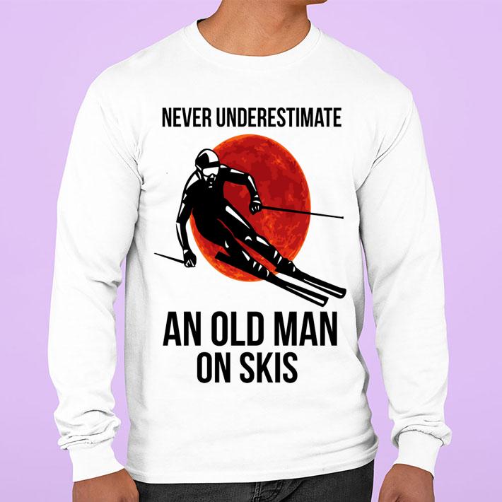 Skiing Never underestimate an old man on skis sunset t-shirt