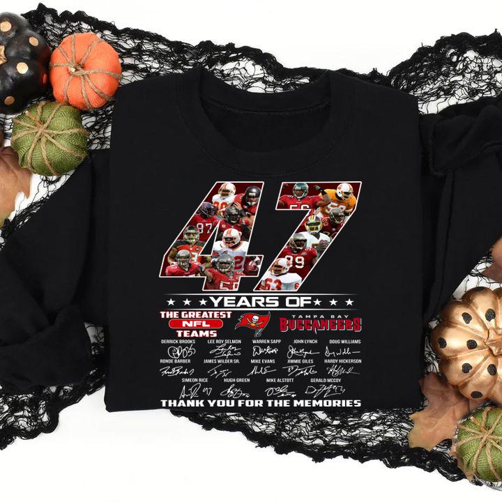 Tampa Bay Buccaneers 47 Years Of The Greatest NFL Teams Signed Thank You Memories t-shirt