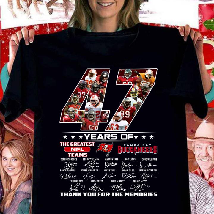 Tampa Bay Buccaneers 47 Years Of The Greatest NFL Teams Signed Thank You Memories t-shirt