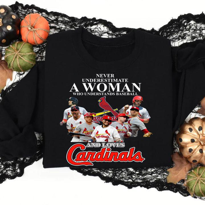 St. Louis Cardinals Never underestimate a woman who understands baseball and loves Cardinals t-shirt