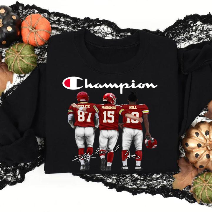champion kansas city chiefs travis kelce patrick mahomes ii tyreek hill signatures sweatshirt - Champion Kansas City Chiefs Travis Kelce Patrick Mahomes II Tyreek Hill Signatures t-shirt