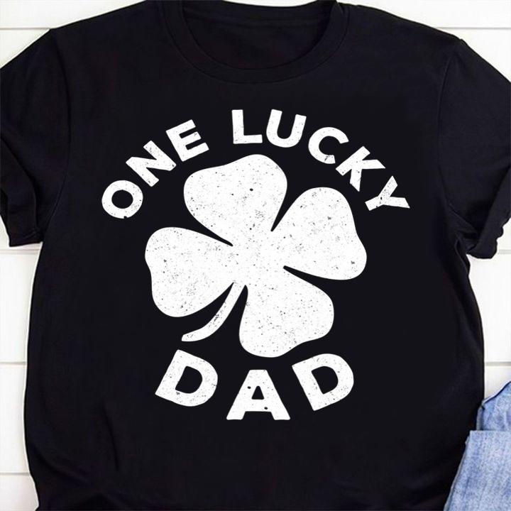 Mens One Lucky Dad t-shirt 50 Clothing