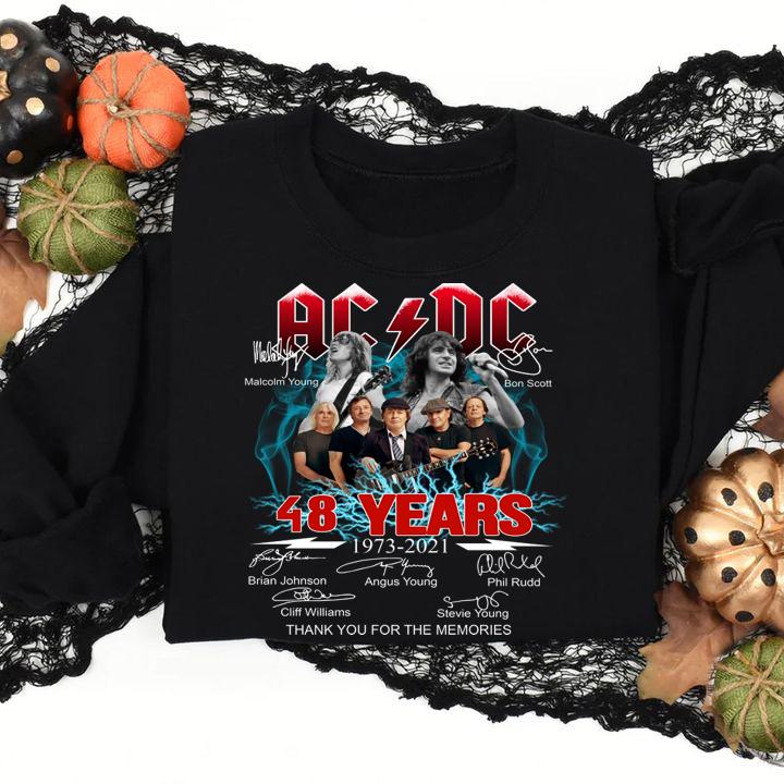 ACDC band 48 years 1973-2021 signatures thank you for the memories t-shirt