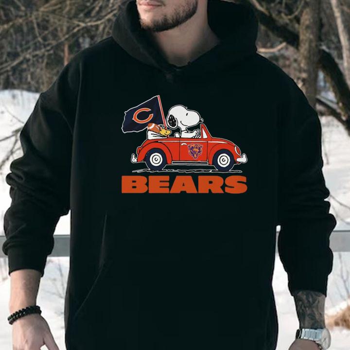 Chicago Bears Peanuts Snoopy Woodstock Driving Car t-shirt