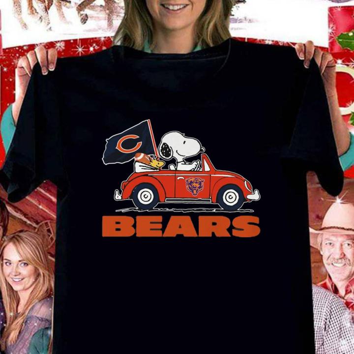 Chicago Bears Peanuts Snoopy Woodstock Driving Car t-shirt