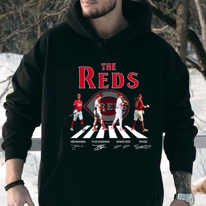 The Cincinnati Reds Abbey Road The Beatles Signatures t-shirt