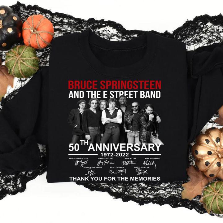 Bruce Springsteen and The E Street Band 50th anniversary 1972-2022 signed thank you memories t-shirt
