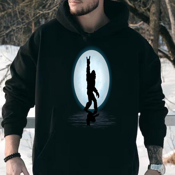 Bigfoot Rock And Roll Under The Moon t-shirt