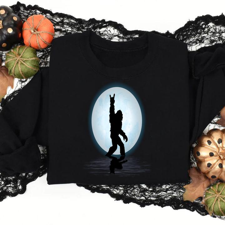 Bigfoot Rock And Roll Under The Moon t-shirt