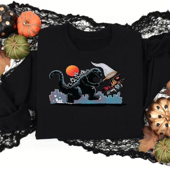 Godzlla Nets Mothra t-shirt